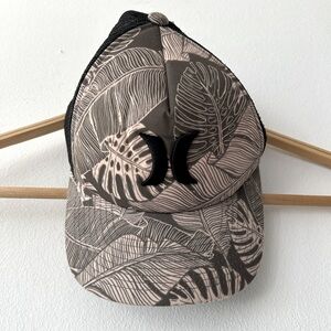 Hurley Tropical Pink Black Palm Leaf Print Trucker Cap